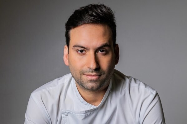 Chef Hugo Grassi diz que para aguentar a pressao e preciso ter fe e1743259004601
