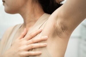 asian woman have problem black 6